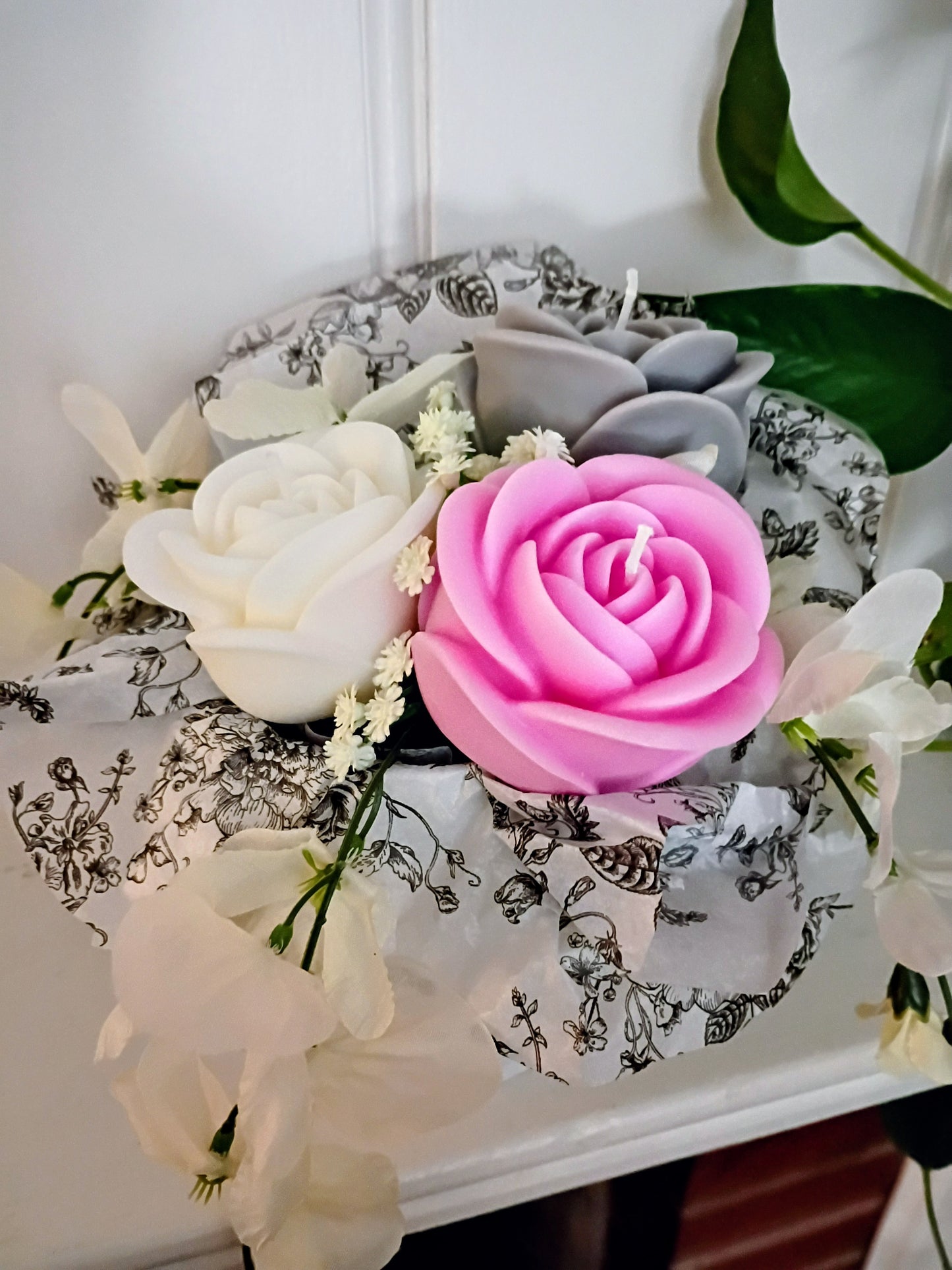3 Rose Bouquet (A Lil of Each)