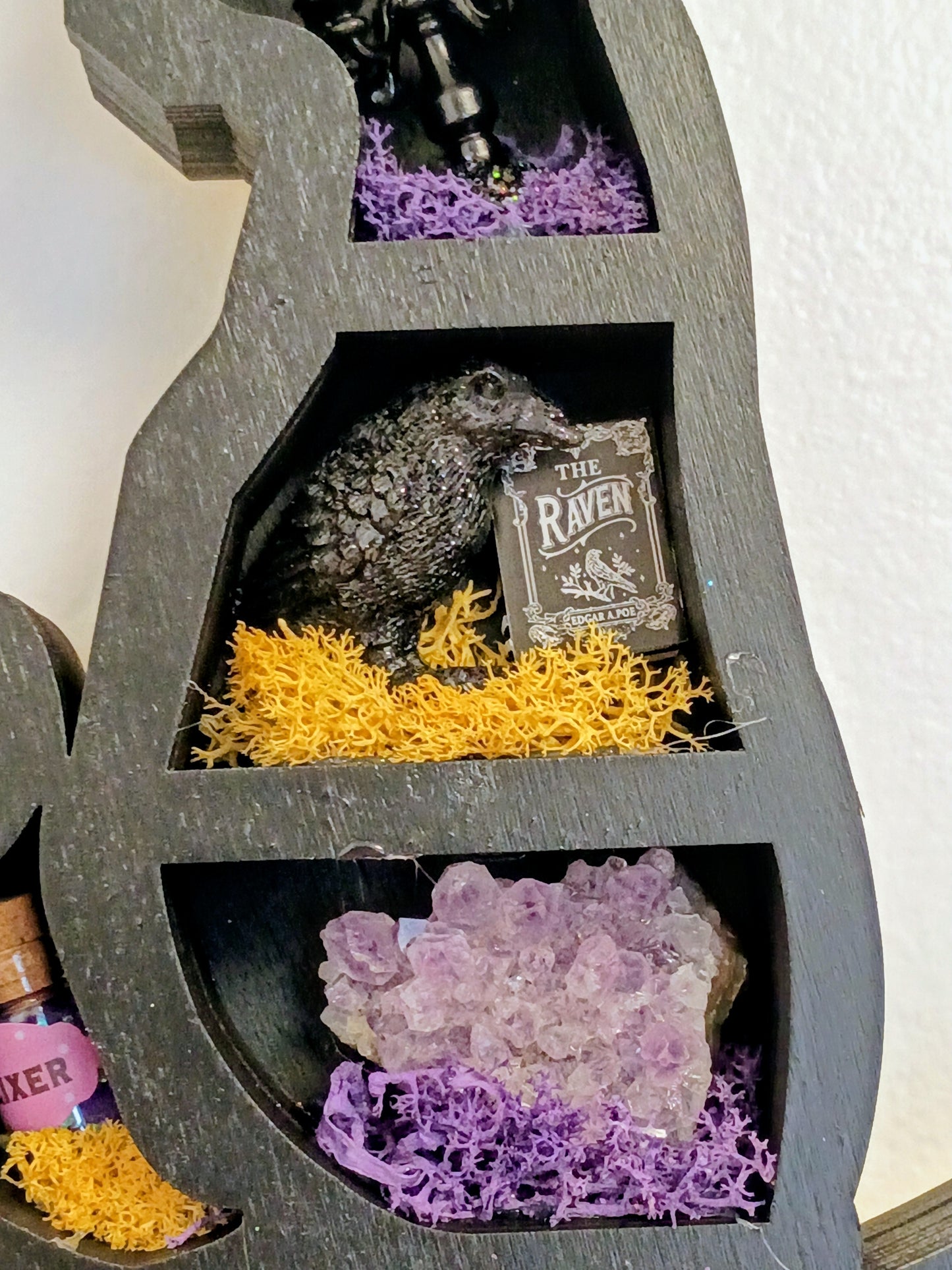 Cat n Moon Crystal Display, w Crystals
