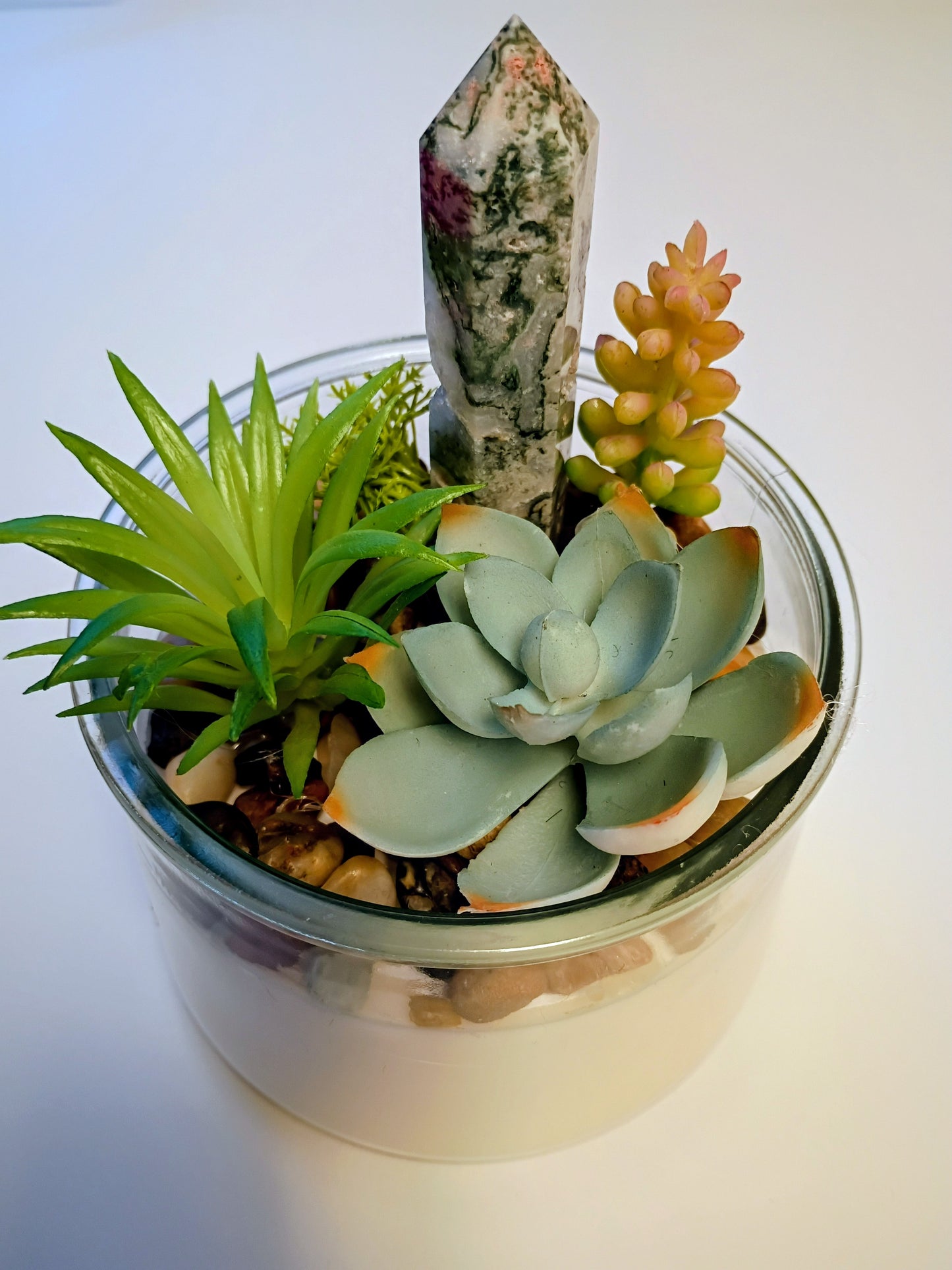 Moss Agate Succulent Garden Fresh Linen Candle