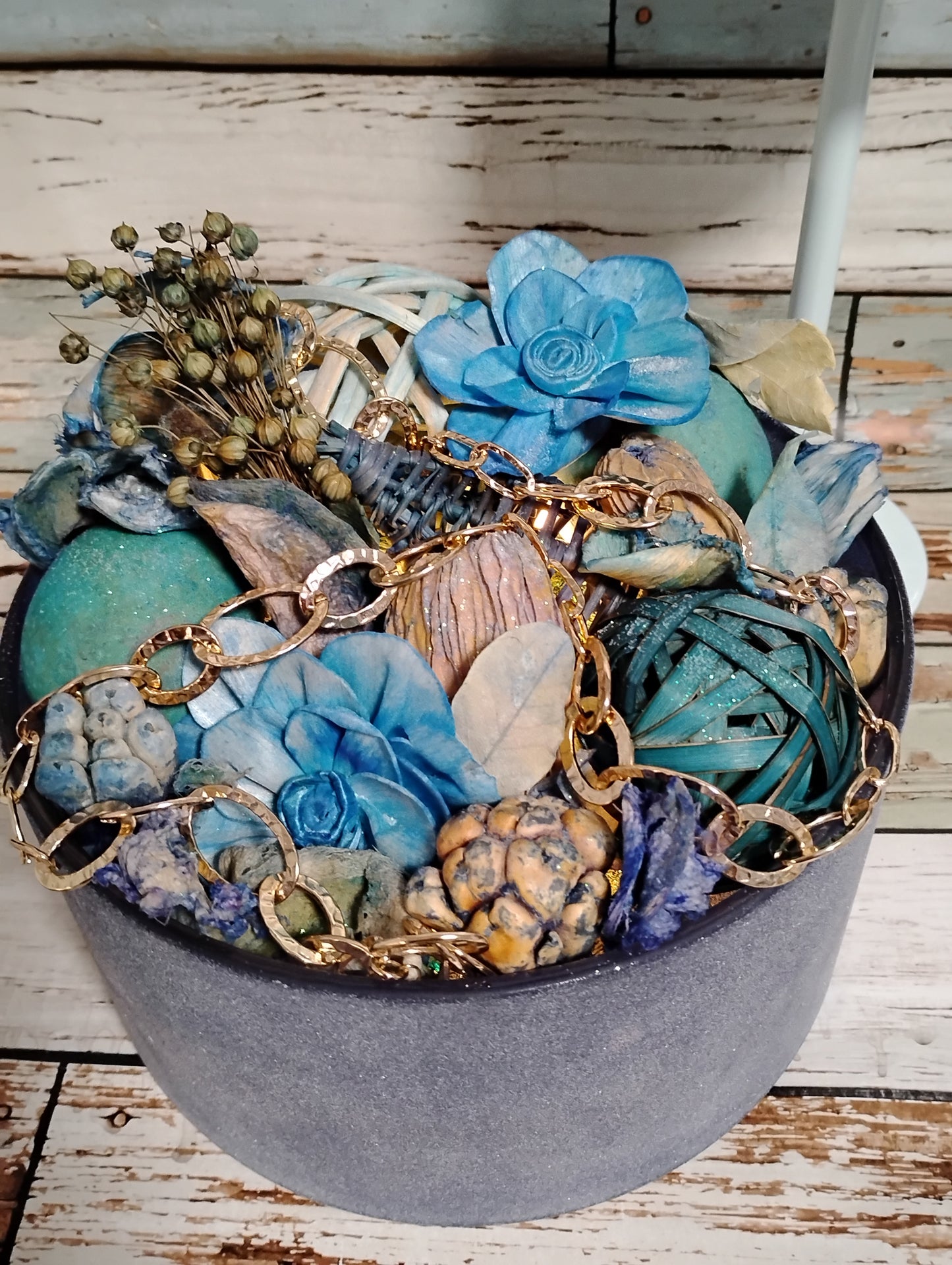 Blue "Secret Garden" LED Potpourri Candle