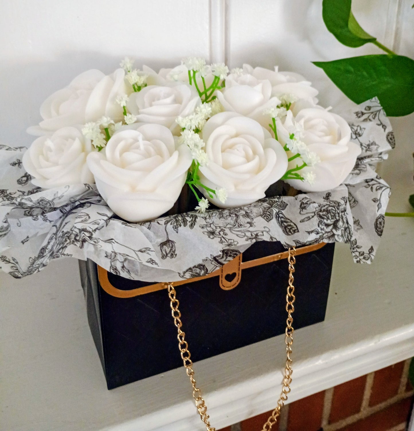 White Unscented Rose Bouquet