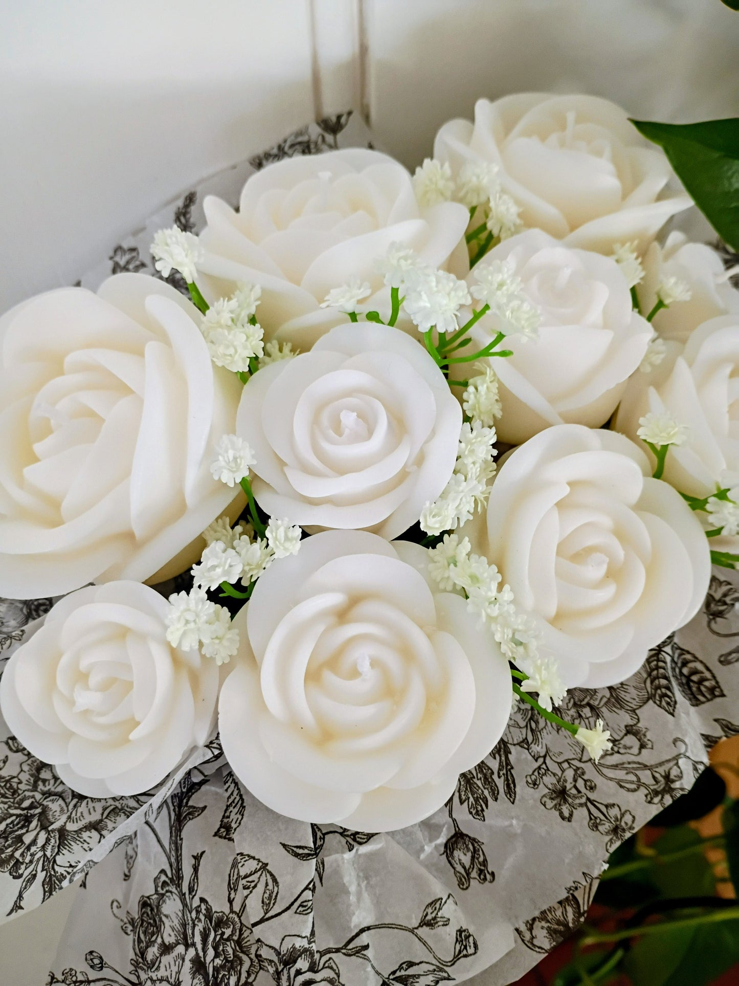 White Unscented Rose Bouquet