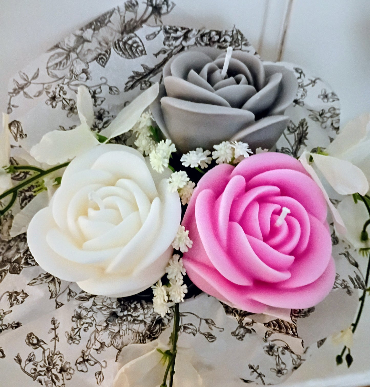 3 Rose Bouquet (A Lil of Each)