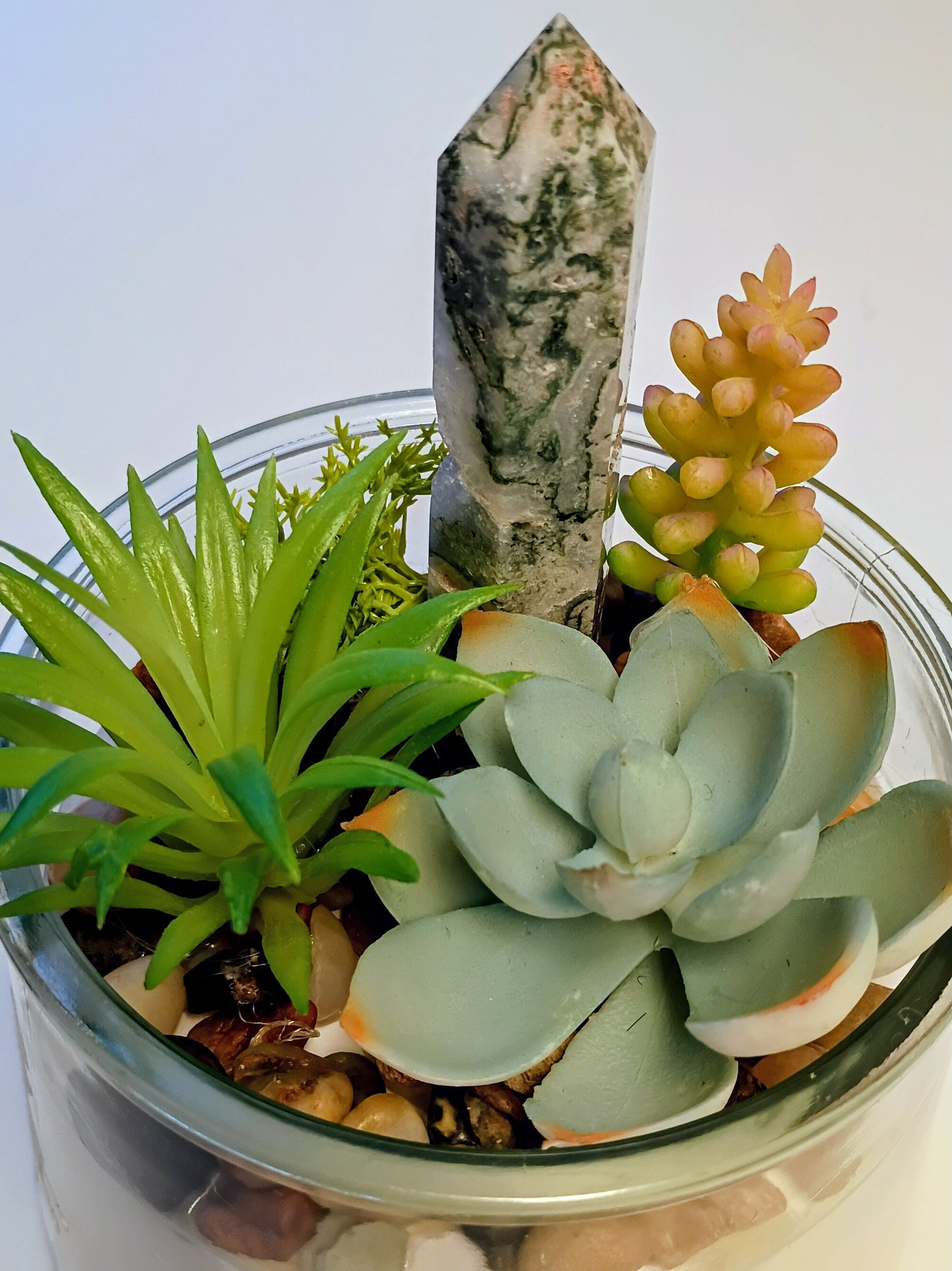 Moss Agate Succulent Garden Fresh Linen Candle