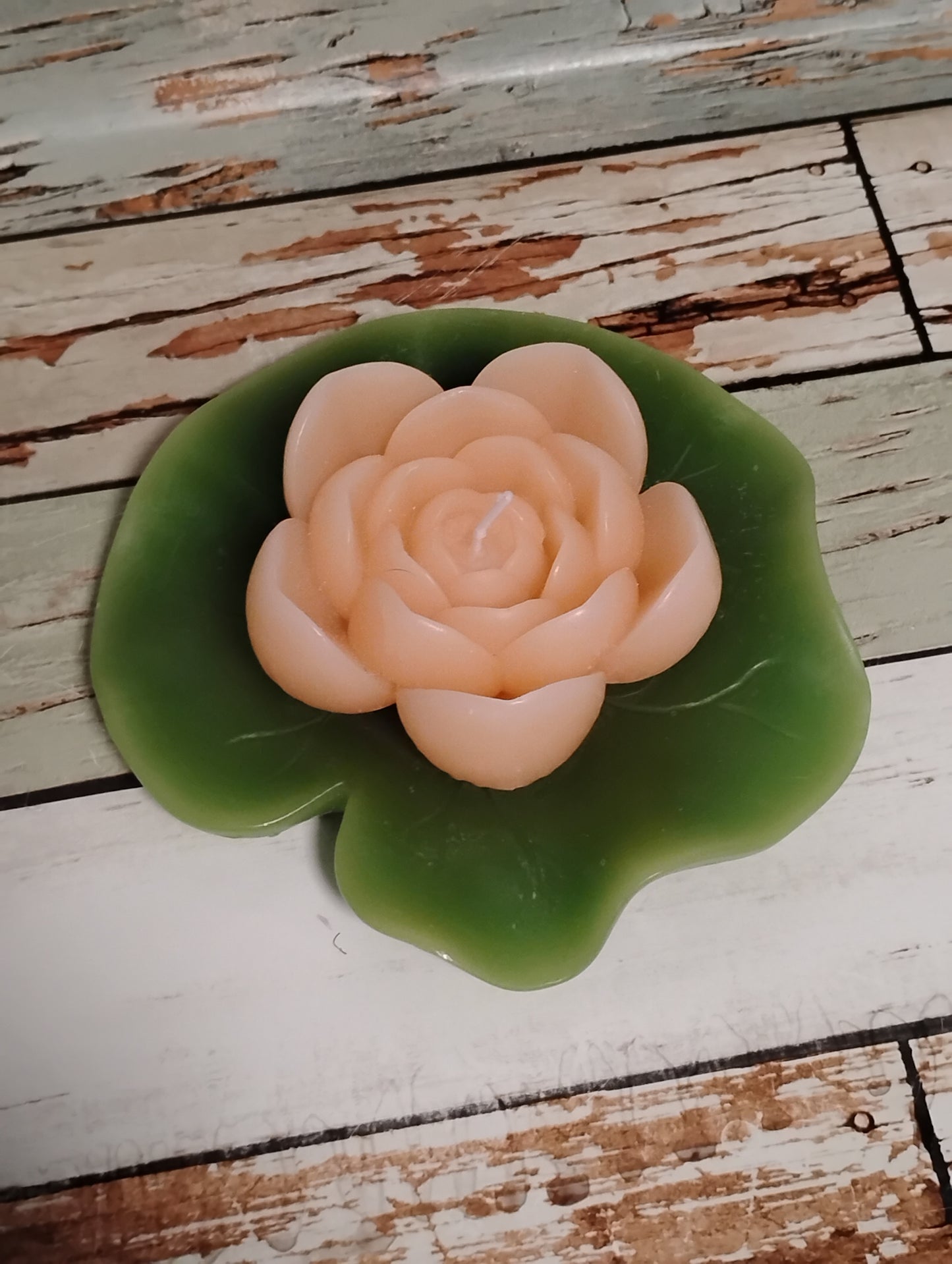 Lily Pond Wax Candle